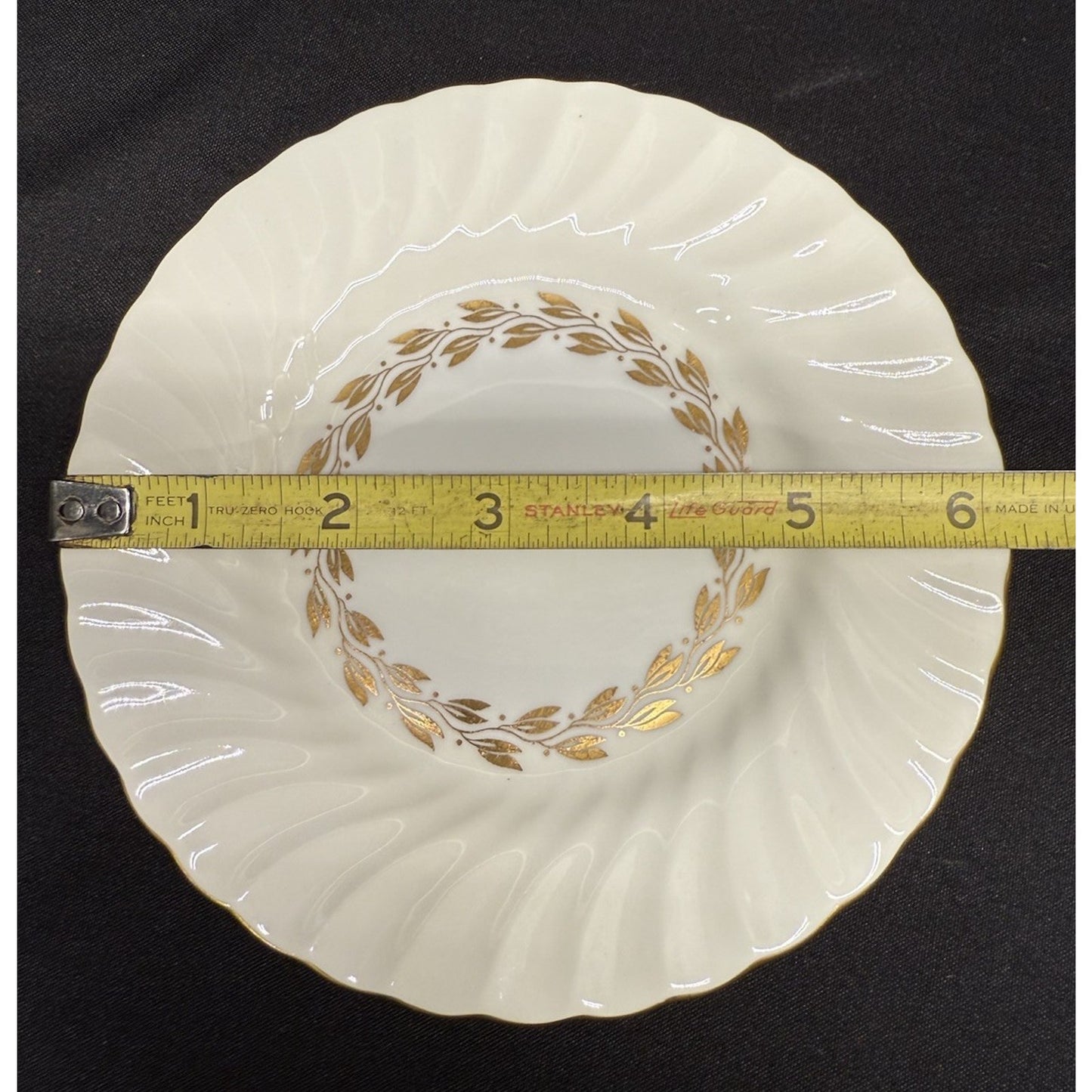 Set of 7 Minton Bone China Cheviot Gold leaf round Bread Plates 6.25” England