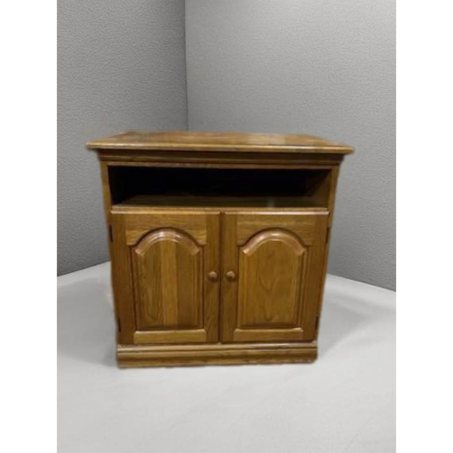 Oak entertainment center/microwave cart / storage cabinet