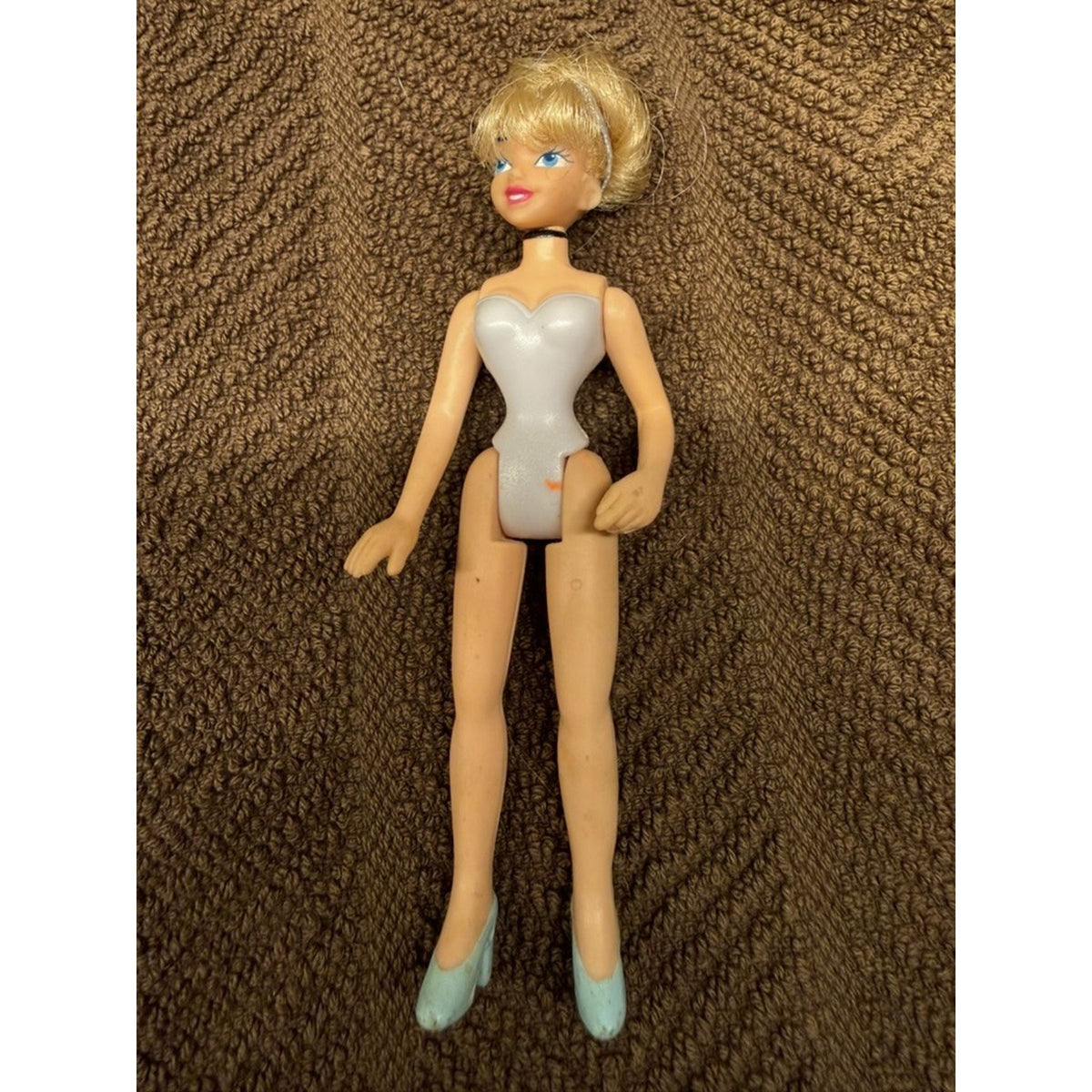 18 Pc Polly Pocket Dolls Vintage 2000's with Brushable hair 3.75" tall