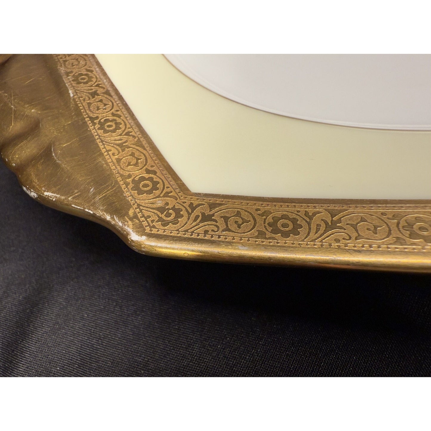Heinrich & CO Selb Bavaria 16.5” X 11” Oval/octagon Serving Platter Gold vintage