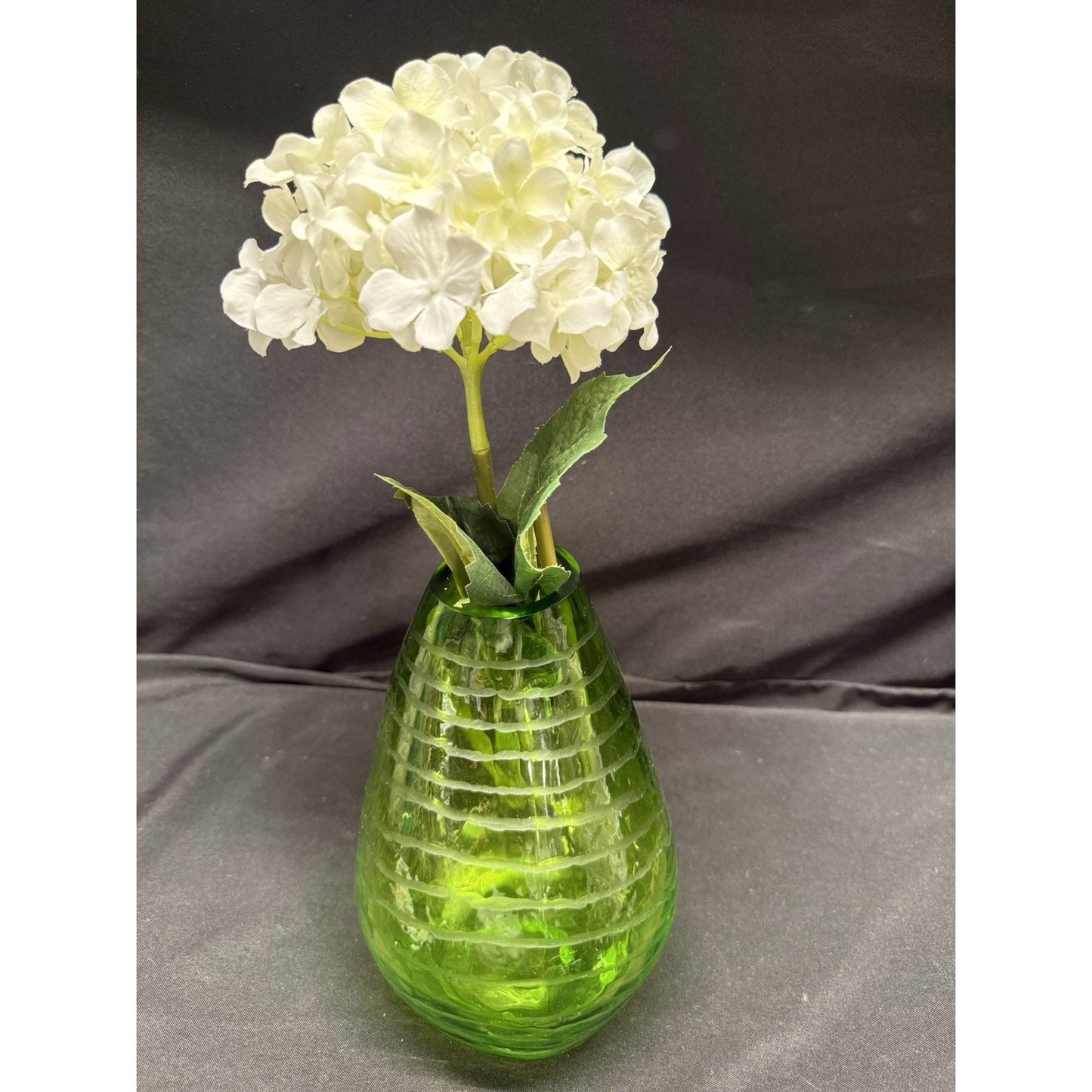 Rare Vintage Art Glass Mid Century Green Striped Etched Glass Teardrop Vase 7”