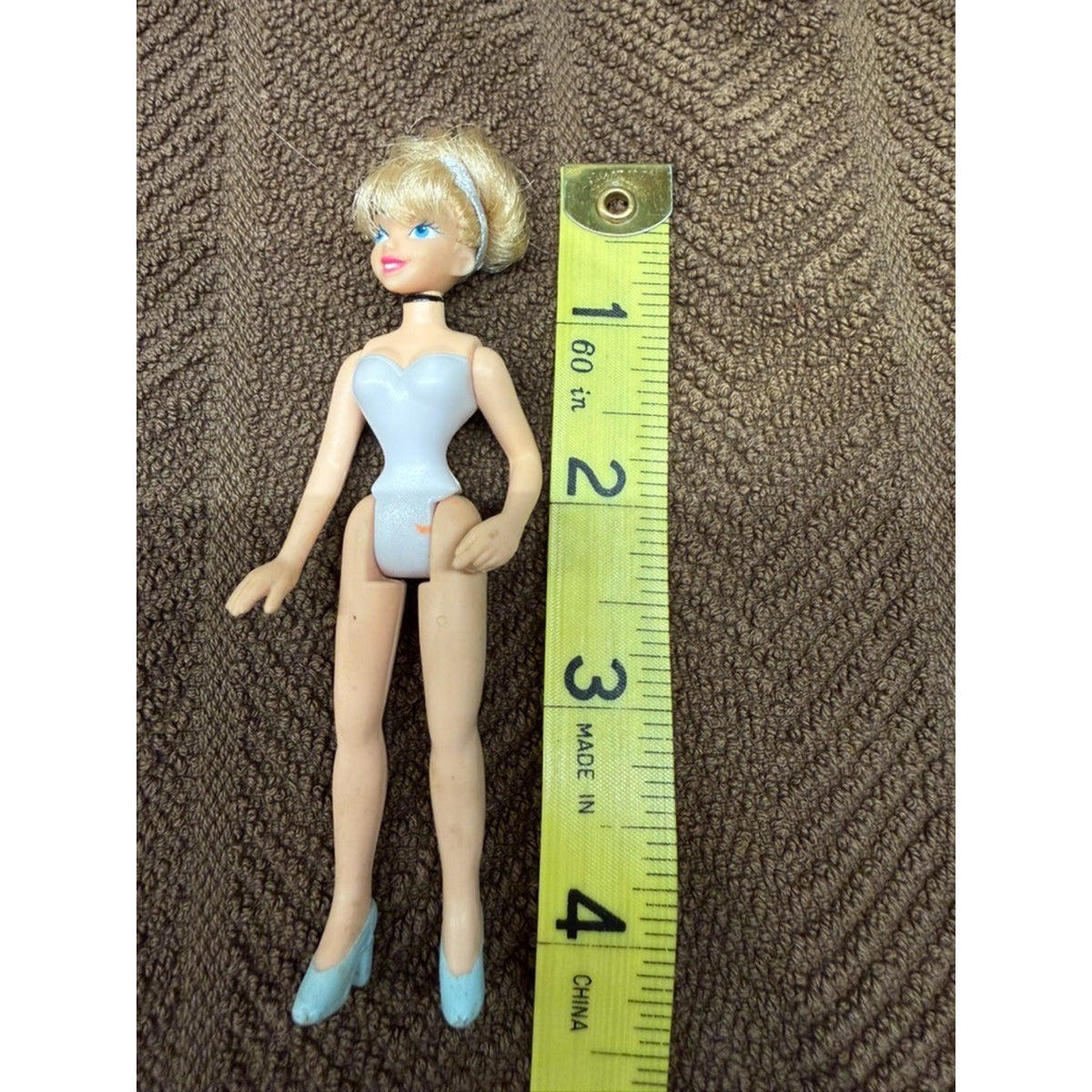 18 Pc Polly Pocket Dolls Vintage 2000's with Brushable hair 3.75" tall