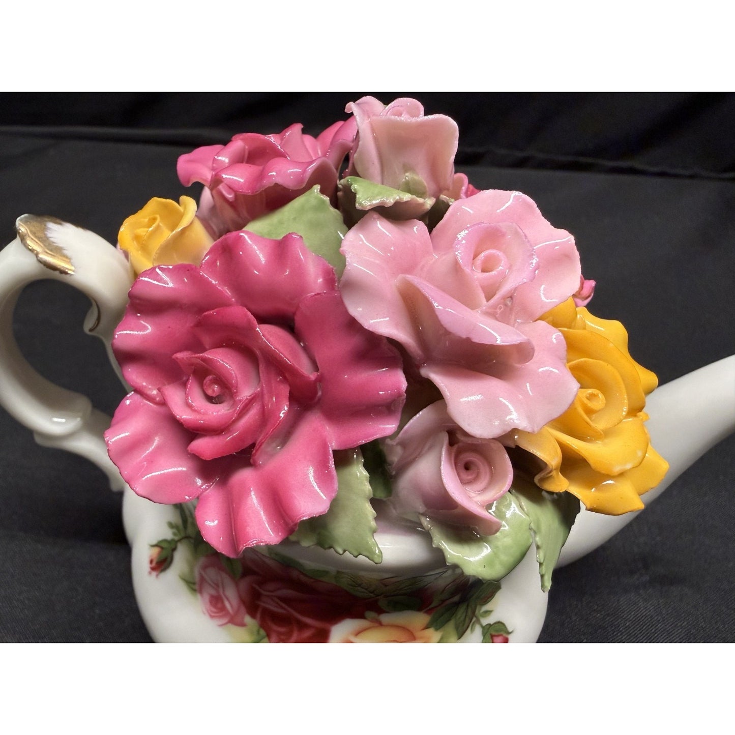 RARE Royal Albert Old Country Roses Floral Teapot Music Box Vintage WORKING!
