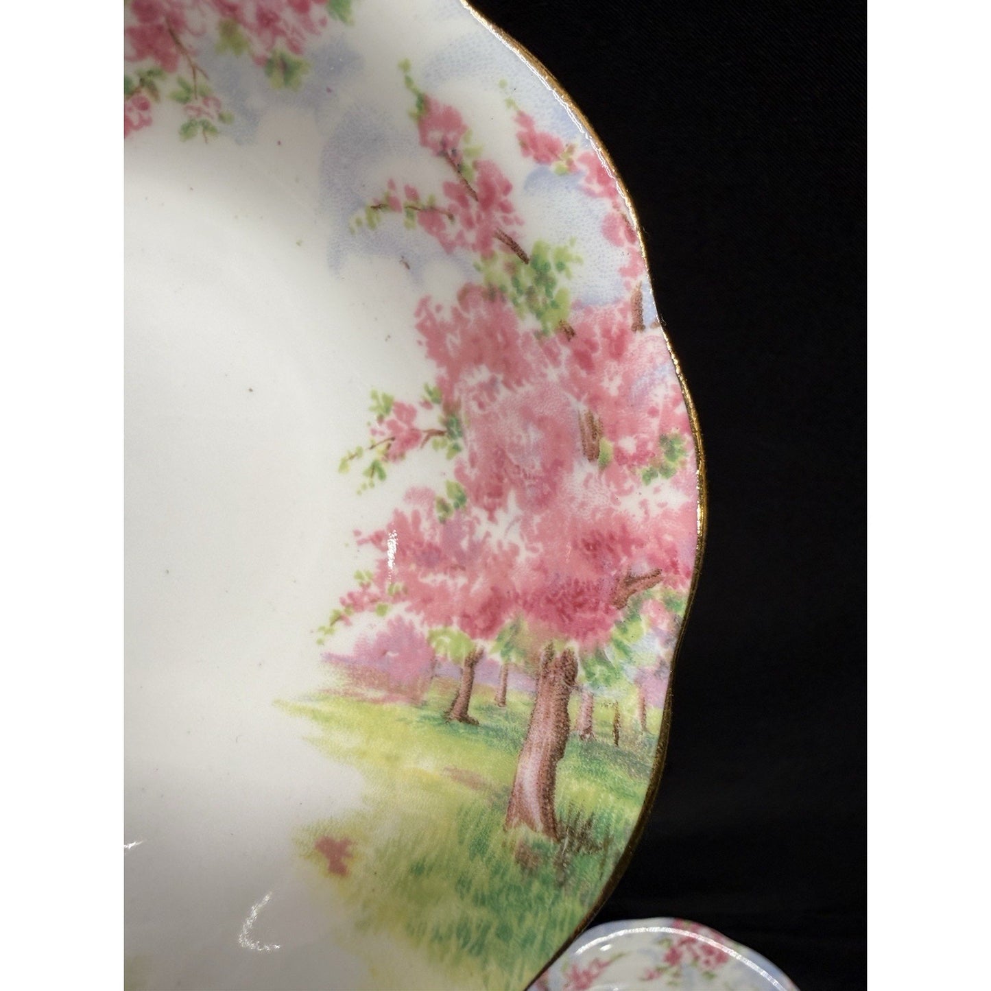 8 Royal Albert England Blossom Time 5.25” Berry Bowls Scalloped Rim Pink Vintage