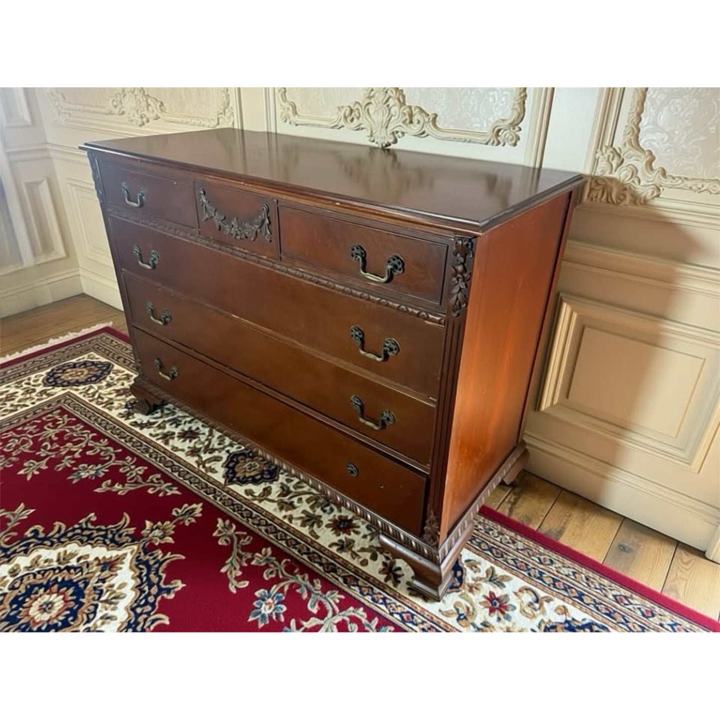 Antique mahogany 6 drawer solid wood dresser with ornate carvings