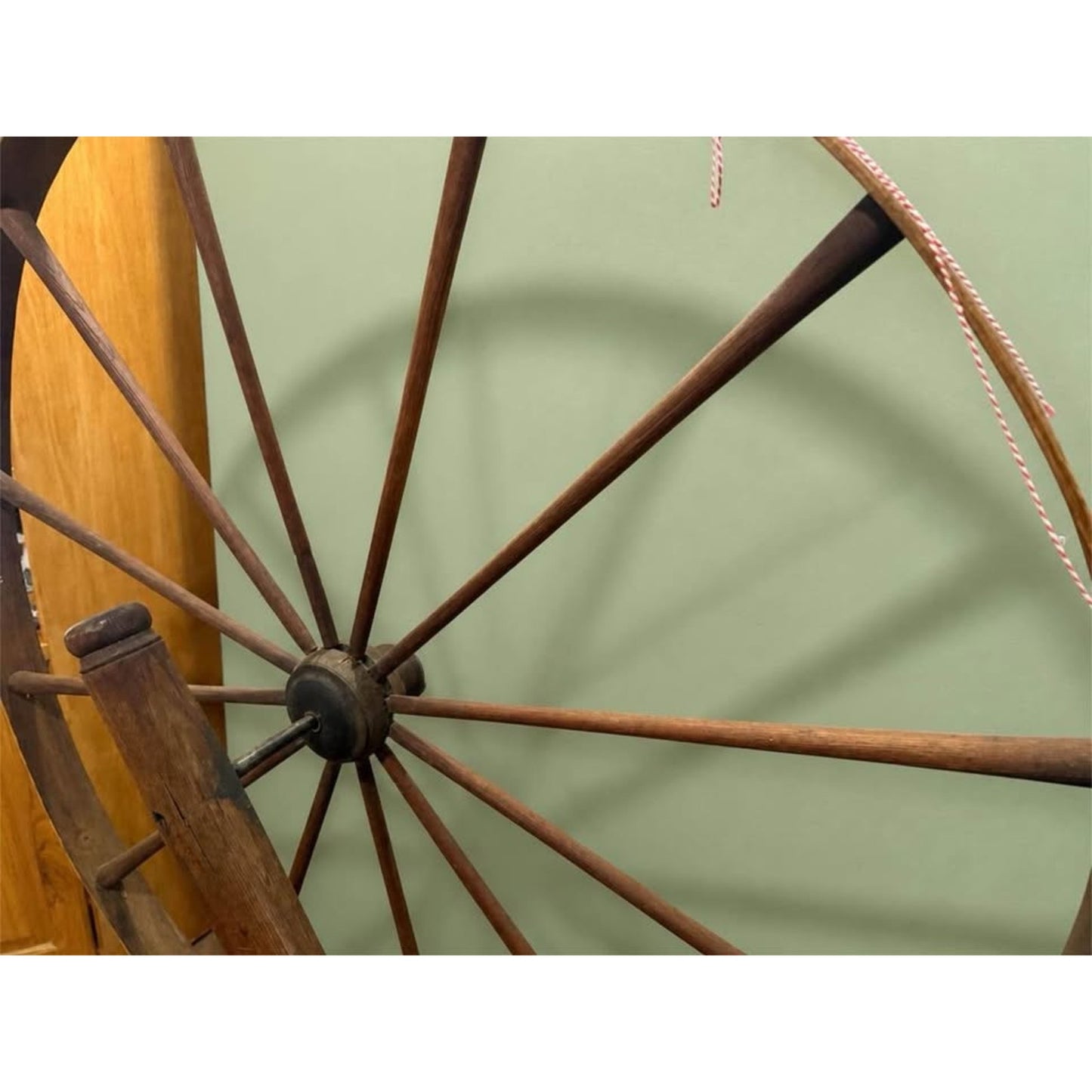 Antique late 1800’s primitive spinning wheel/great wheel