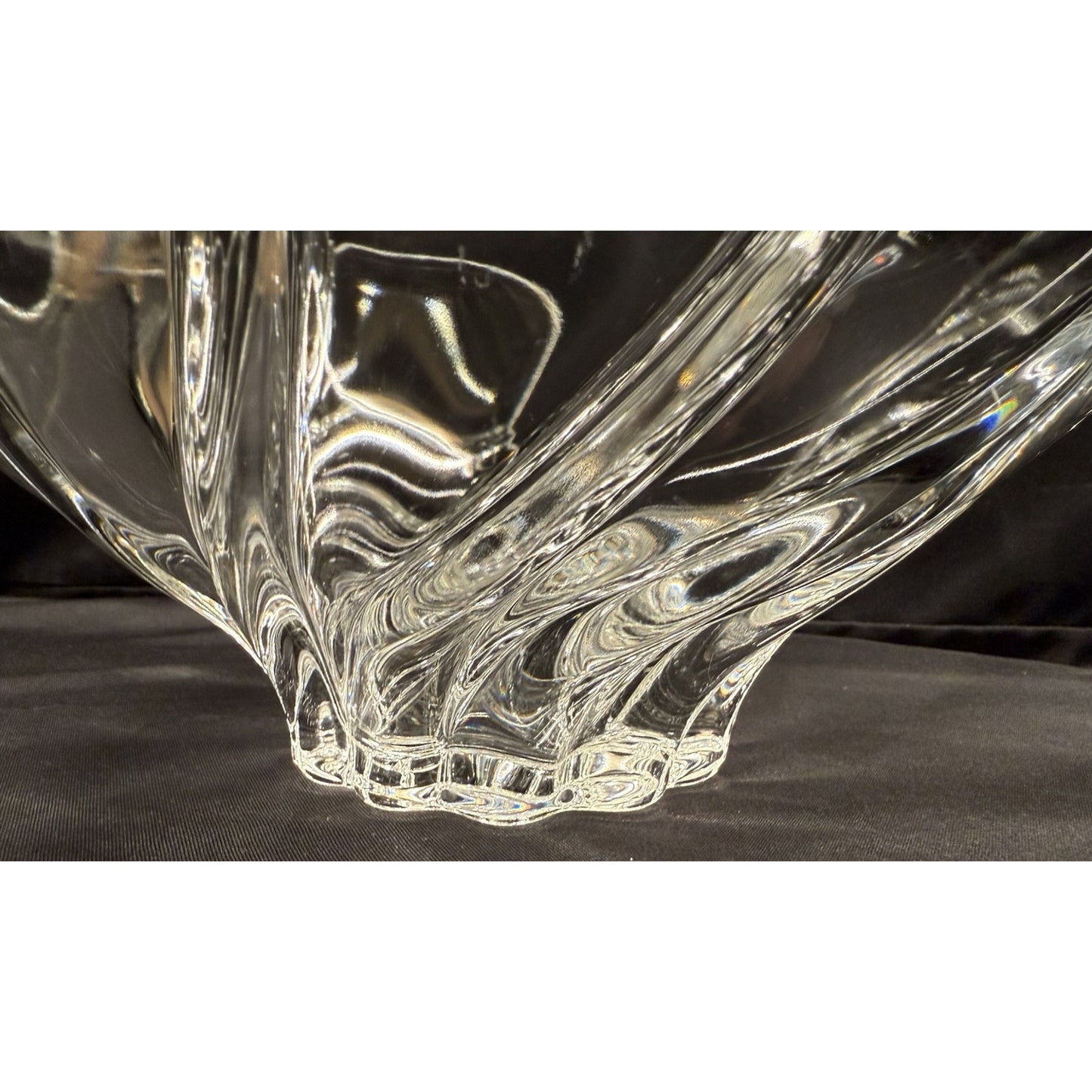 Mikasa Crystal clear serving centerpiece bowl peppermint swirl 10” x 5.25” tall