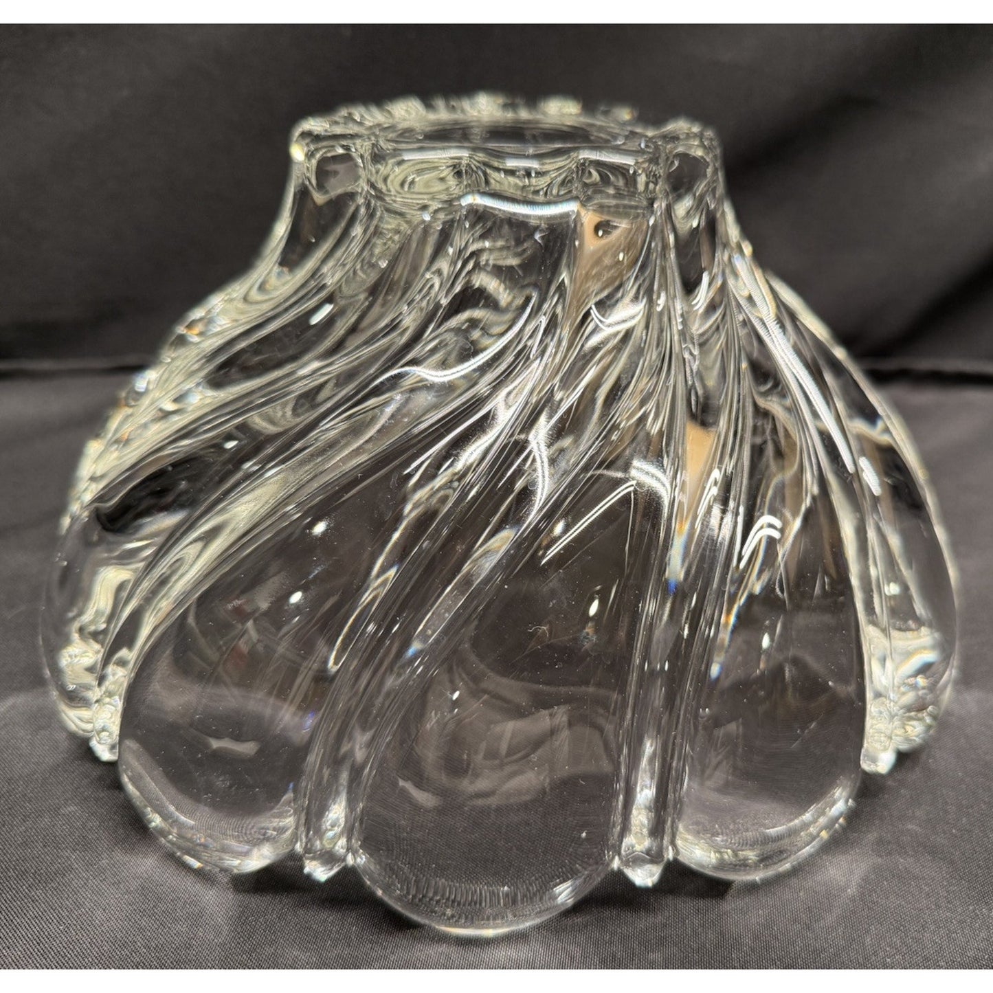 Mikasa Crystal clear serving centerpiece bowl peppermint swirl 10” x 5.25” tall