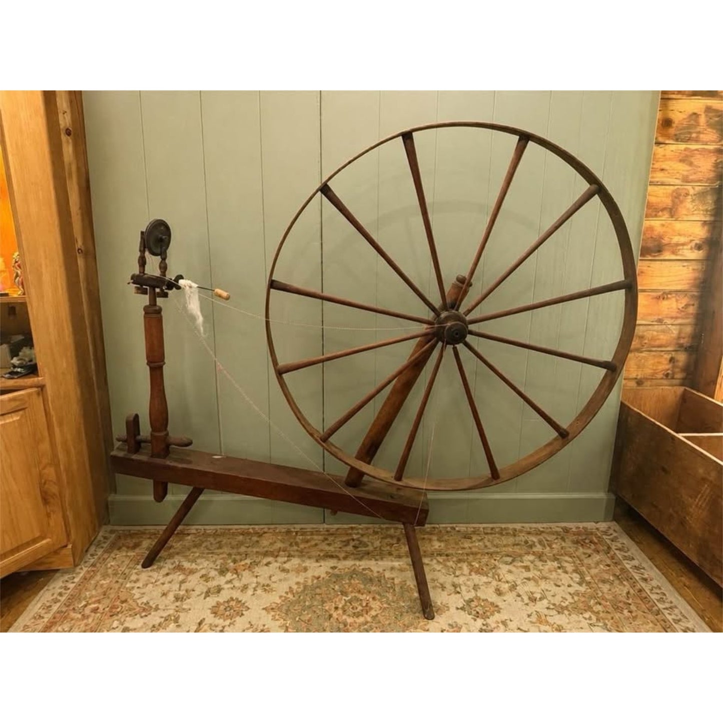 Antique late 1800’s primitive spinning wheel/great wheel