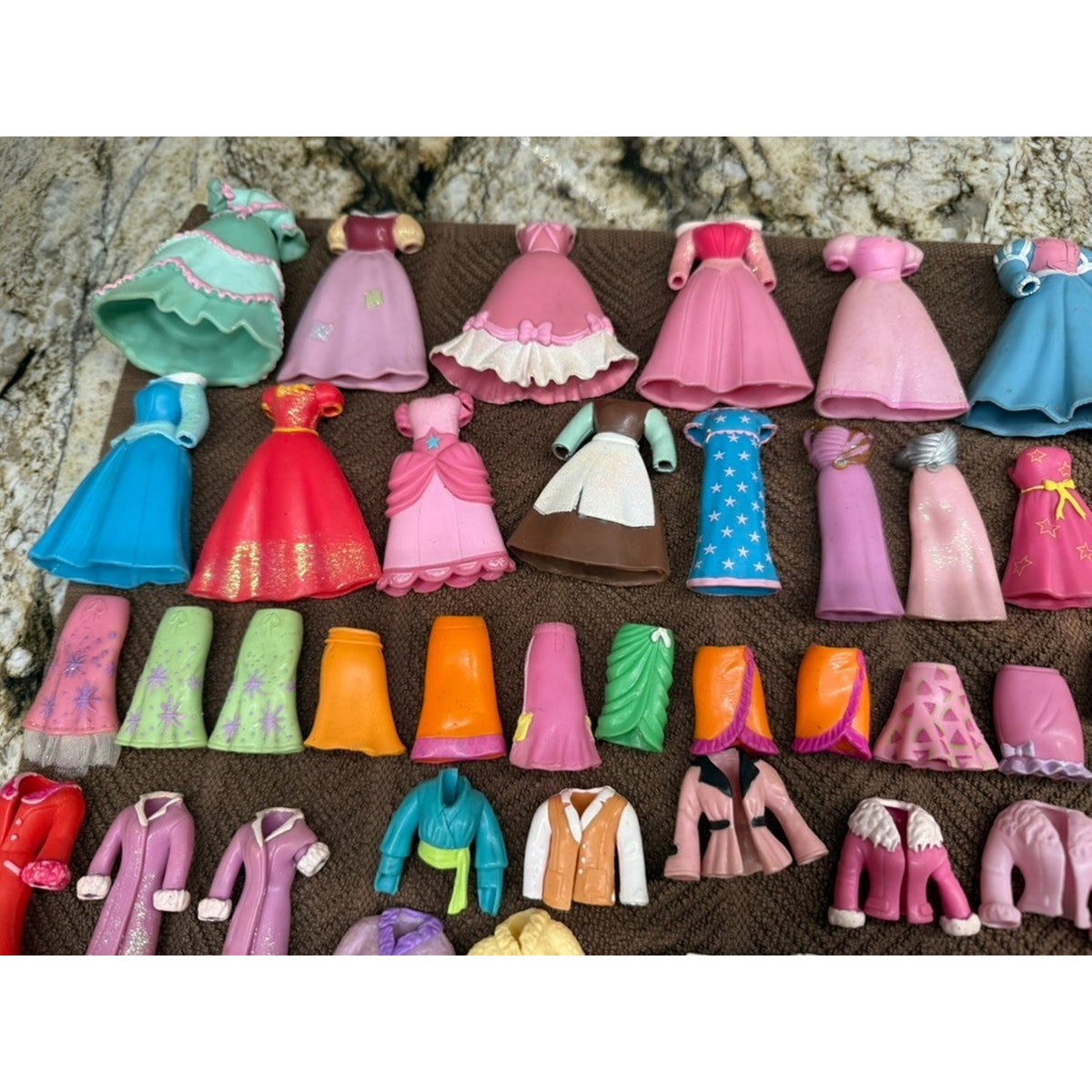 350 + Pc Vintage Polly Pocket Lot Clothing Hats Purses Shoes Accessories 2000's