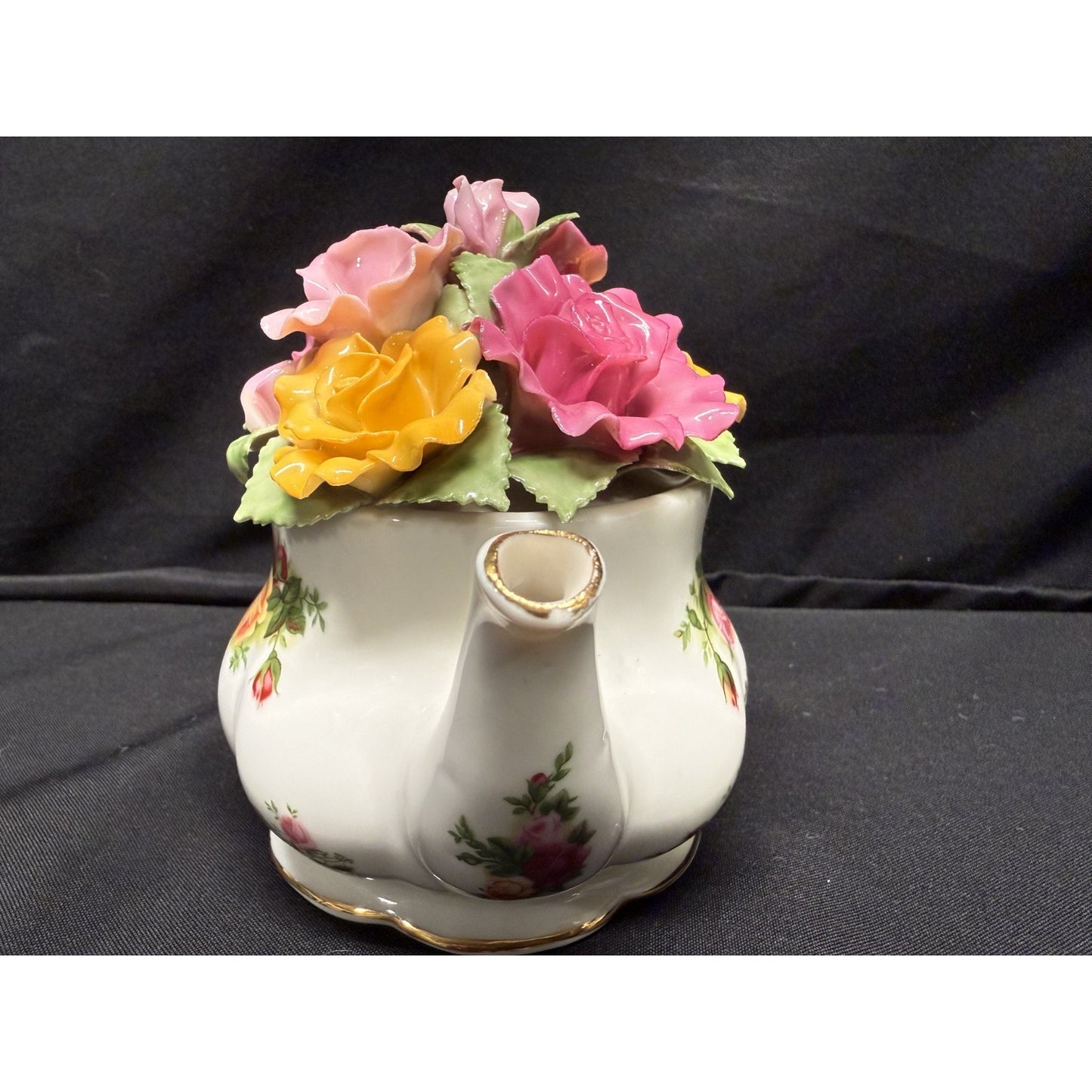 RARE Royal Albert Old Country Roses Floral Teapot Music Box Vintage WORKING!