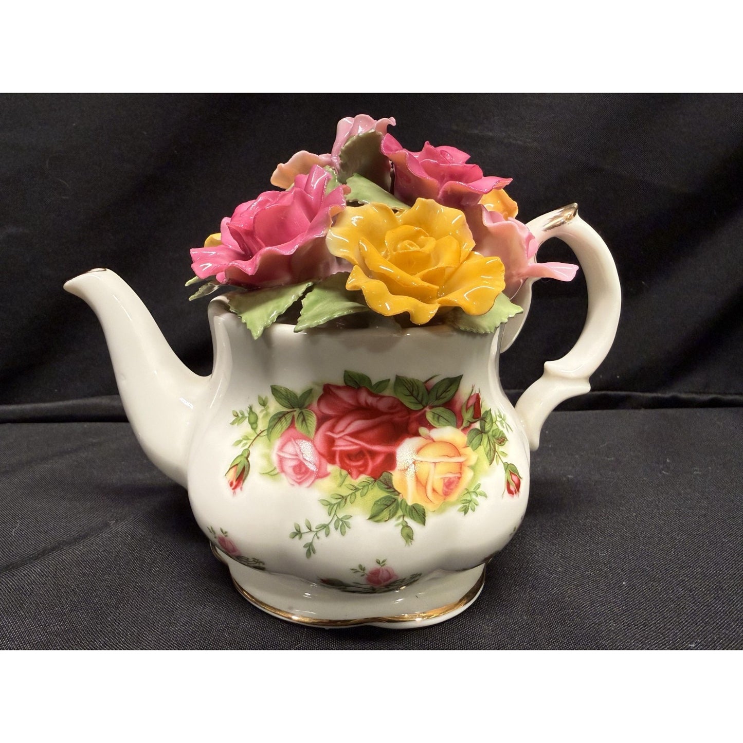 RARE Royal Albert Old Country Roses Floral Teapot Music Box Vintage WORKING!