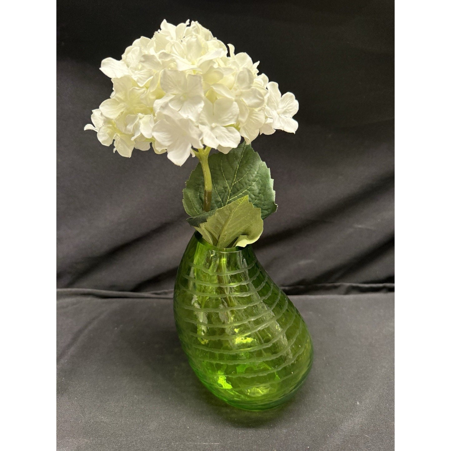 Rare Vintage Art Glass Mid Century Green Striped Etched Glass Teardrop Vase 7”