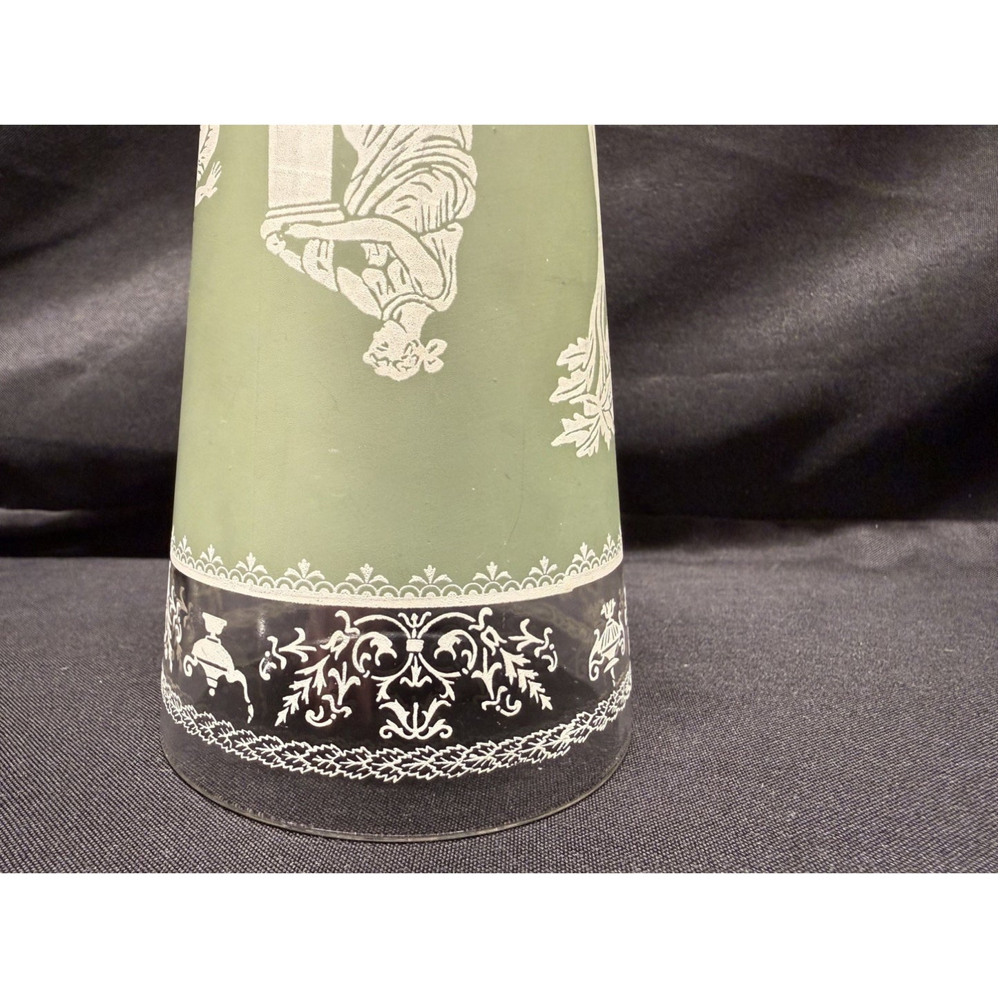 Set of 6 Wedgewood Jeanette Helllenic Sage green white Vintage glass tumblers 5”