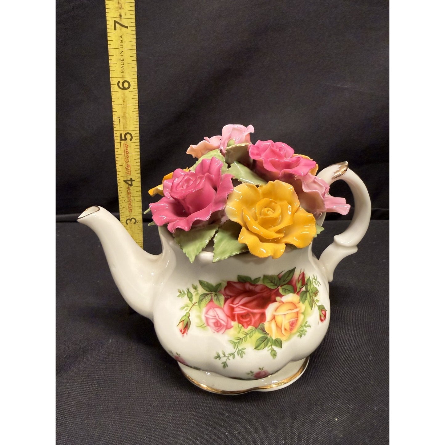 RARE Royal Albert Old Country Roses Floral Teapot Music Box Vintage WORKING!