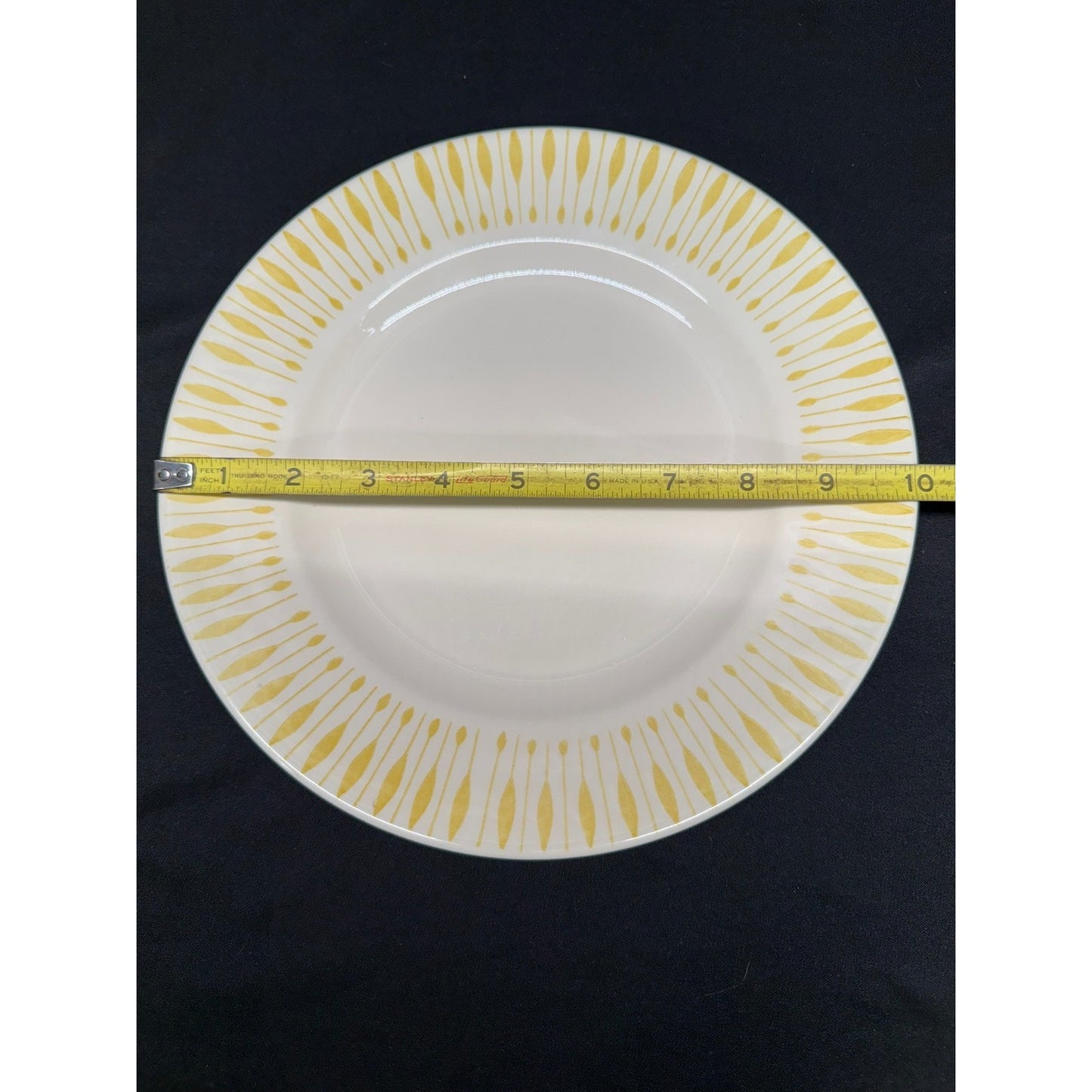 Knowles Fjord by Kalla 10” round Dinner Plates yellow starburst pattern MCM