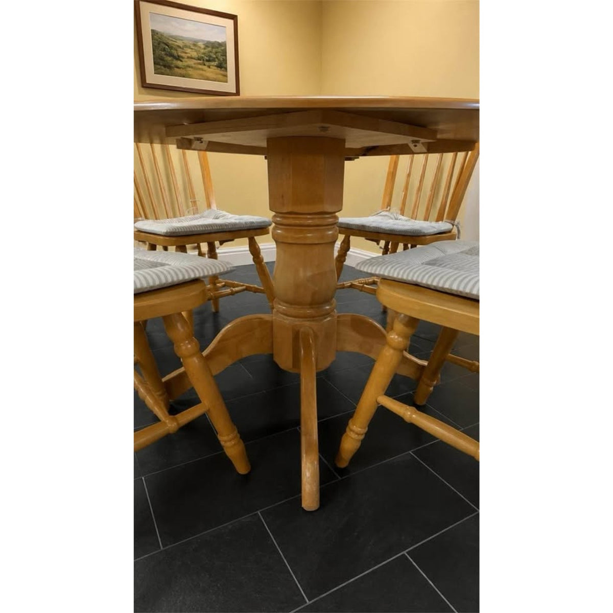 Round pedestal style granite top dining room table black/grey granite and 4 matching chairs