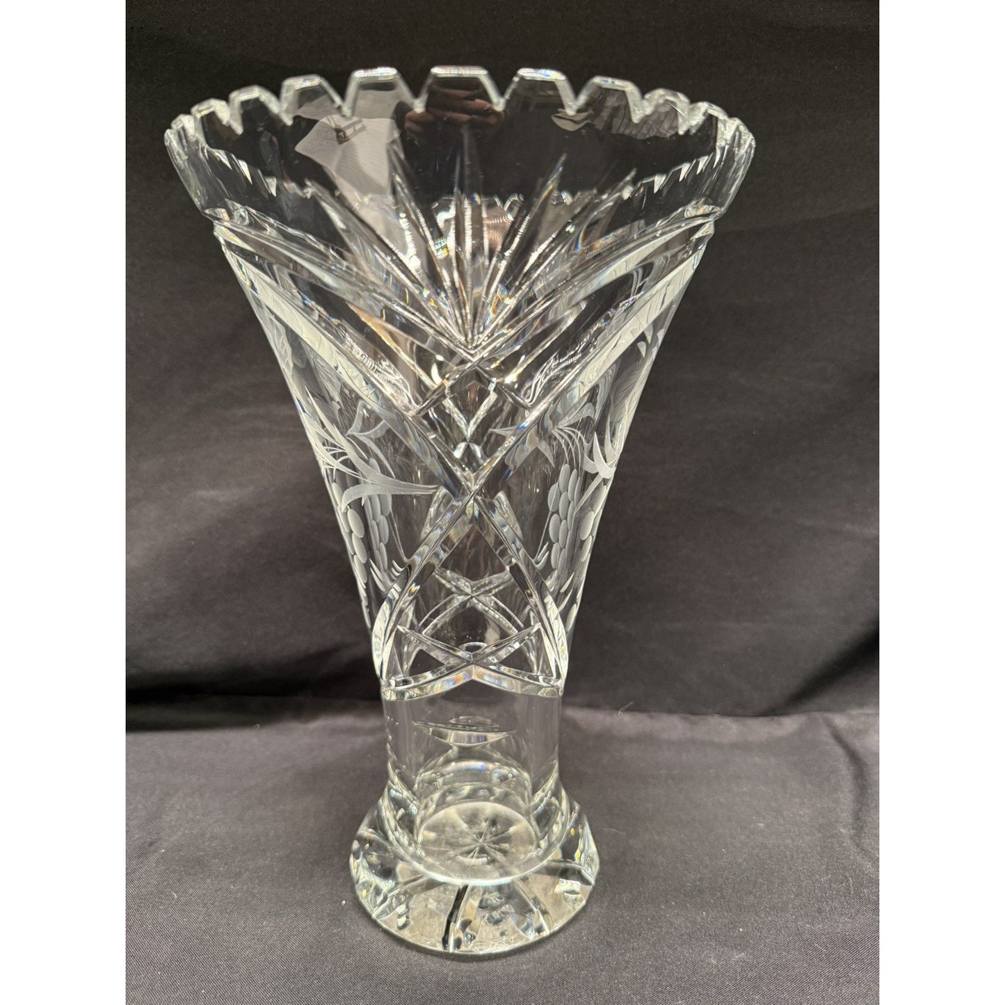 Vintage Crystal clear cut glass Vase Germany Lausitzer Glas etched grapes 10.5”