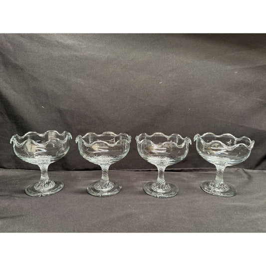 Set Of 4 Dema wave Florentine clear Glass dessert Dishes sherbet glasses 4.25”