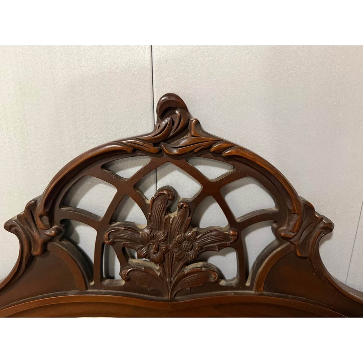 Antique french style mahogany wall mirror with beautifully carved flowers