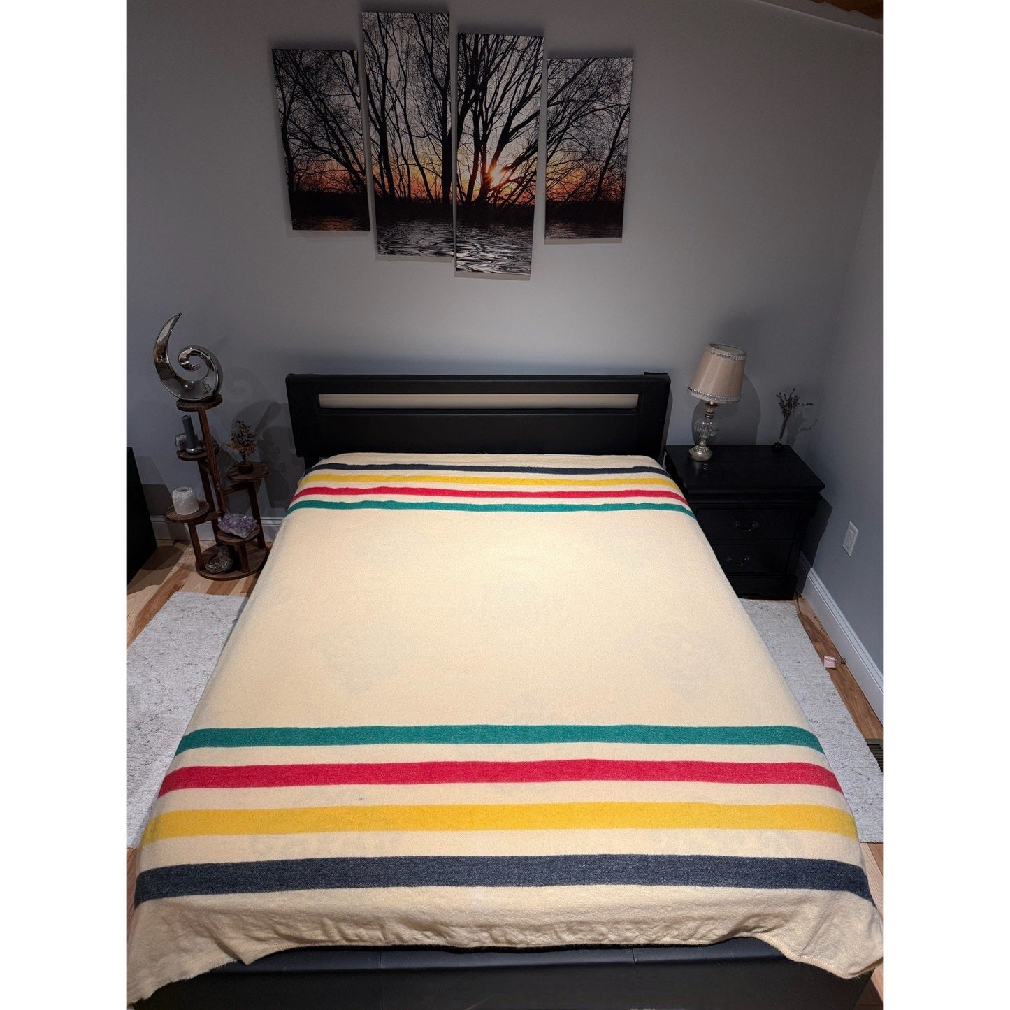 Early's Of Witney 100 percent wool blanket queen/full 86” x 76” vintage stripes