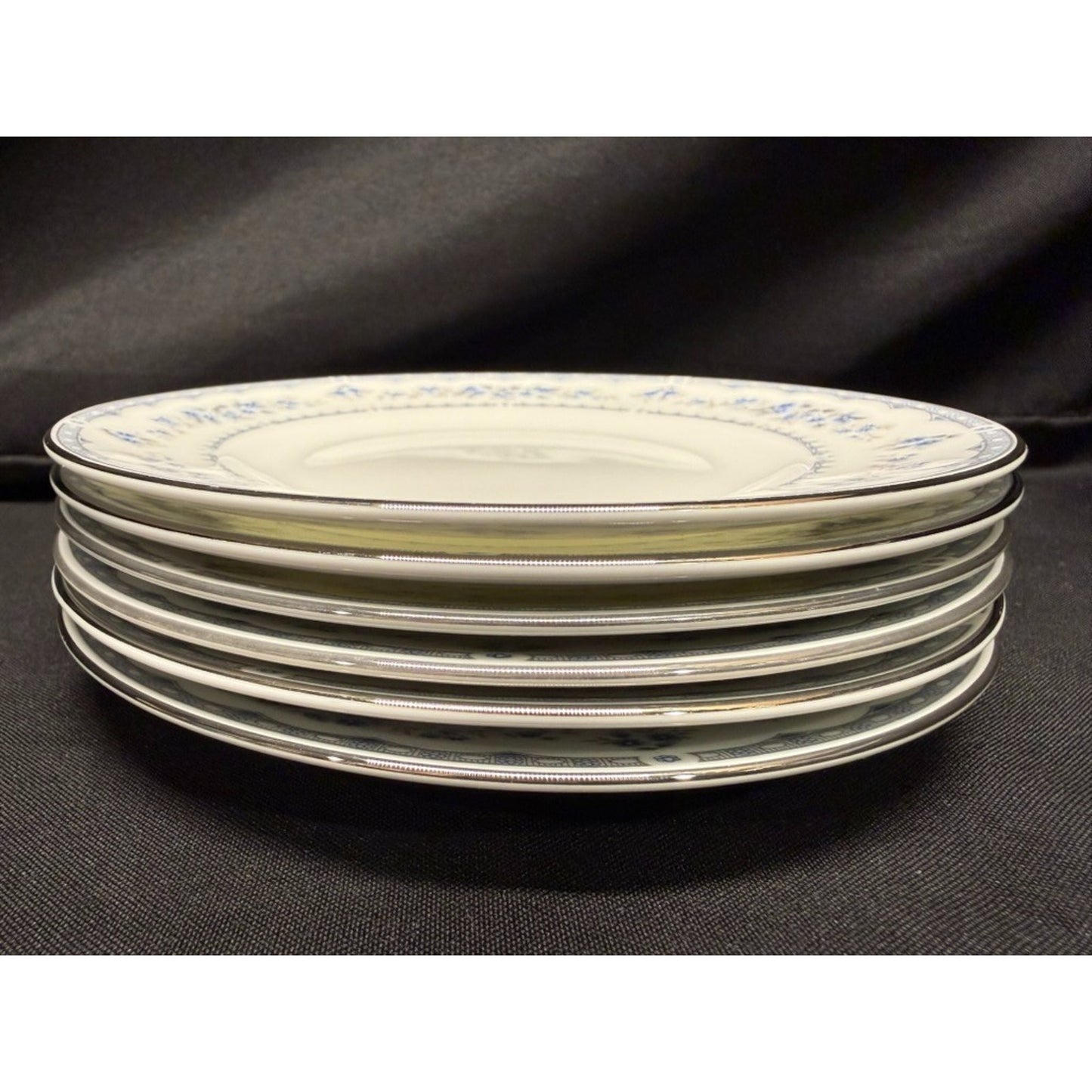 Set of 6 Wedgwood 6" Bread Plates Gardenia Blue w/Platinum Trim discontinued