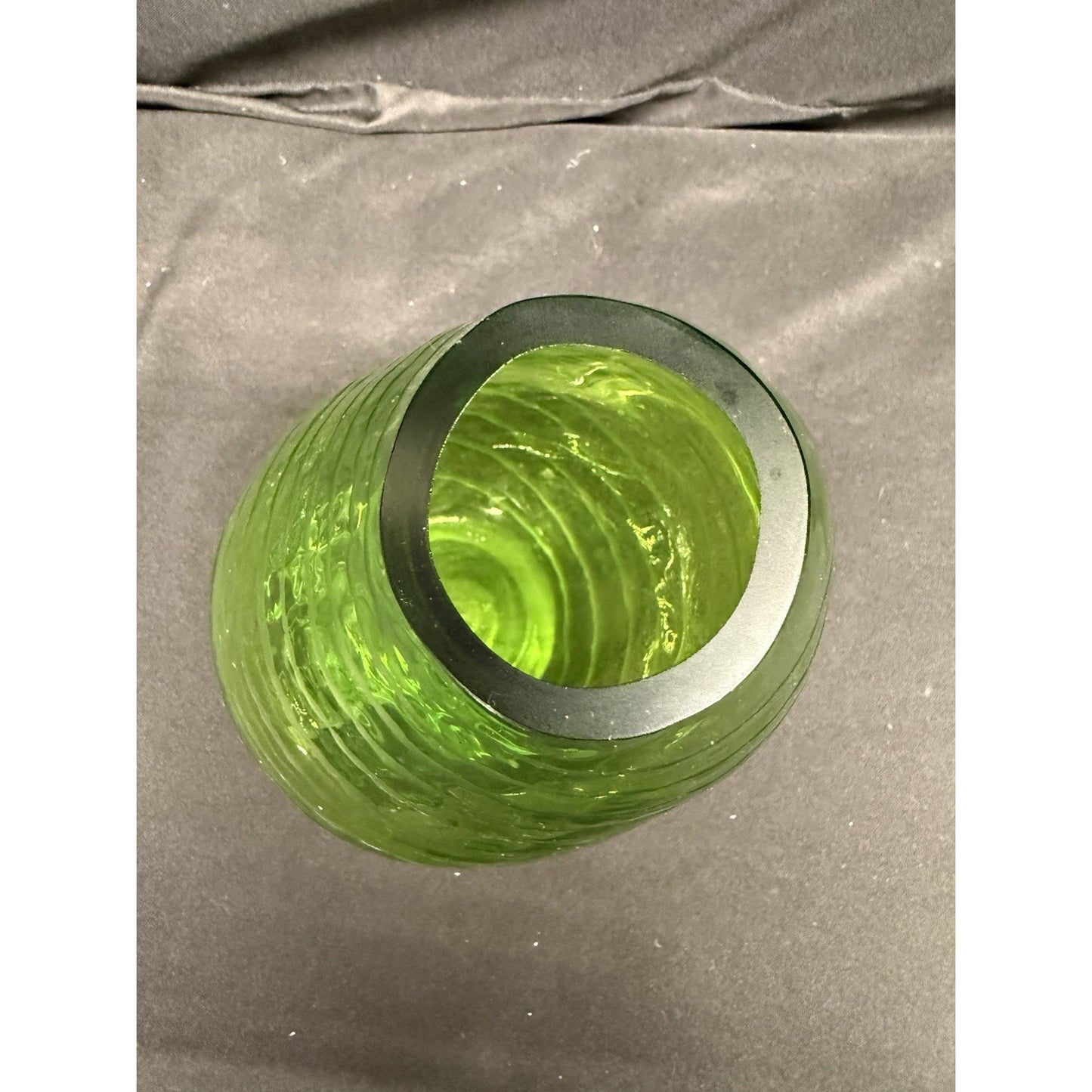 Rare Vintage Art Glass Mid Century Green Striped Etched Glass Teardrop Vase 7”