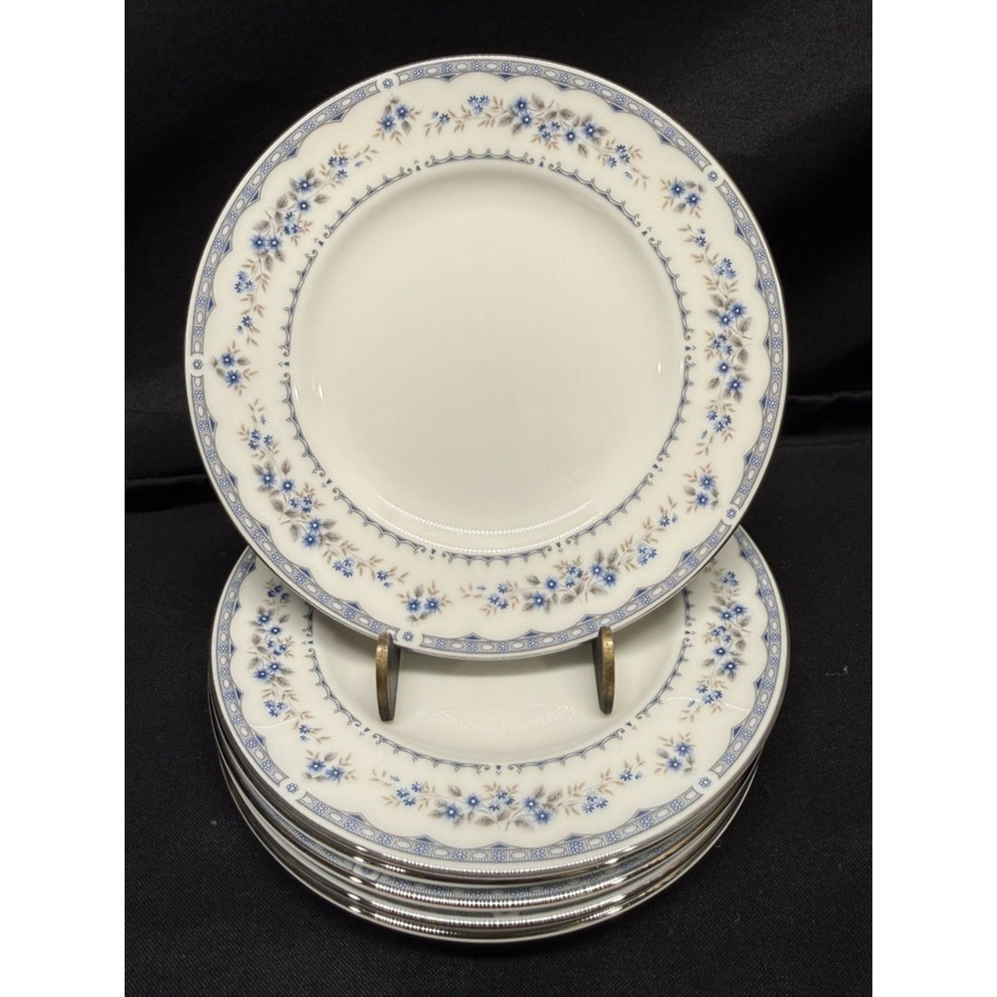 Set of 6 Wedgwood 6" Bread Plates Gardenia Blue w/Platinum Trim discontinued