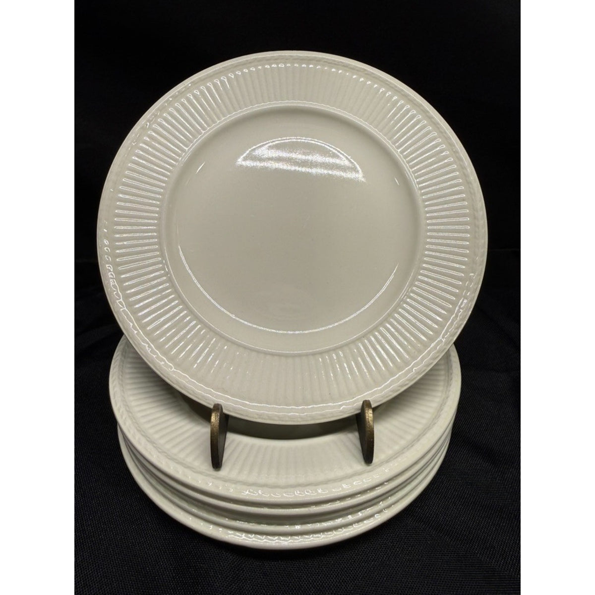 Set of 6 Wedgwood Edme Cream/ White Round Bread Plates Lined Rim 6.5" Vintage