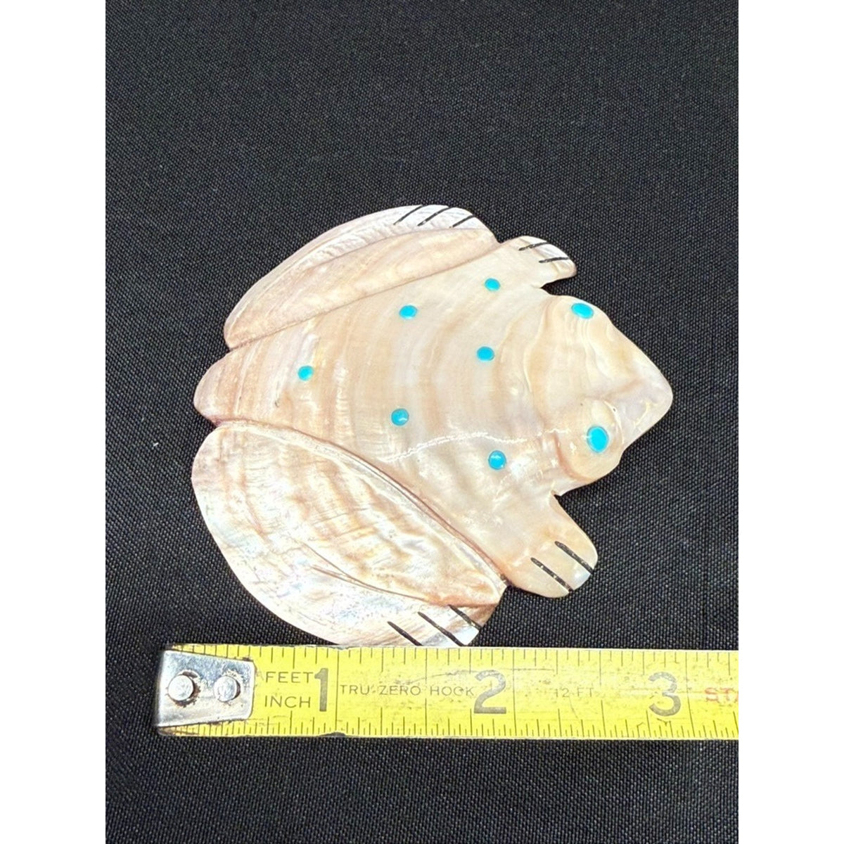 Native American Zuni Shell Fetish Frog Carving w/ Turquoise dots 3"x 3"