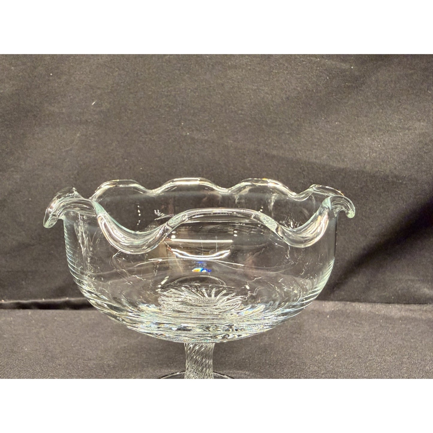 Set Of 4 Dema wave Florentine clear Glass dessert Dishes sherbet glasses 4.25”