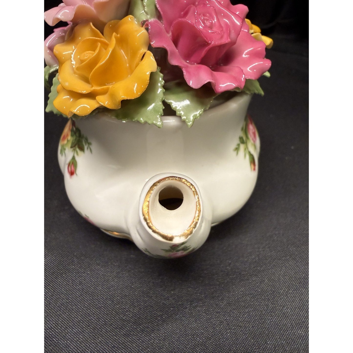RARE Royal Albert Old Country Roses Floral Teapot Music Box Vintage WORKING!