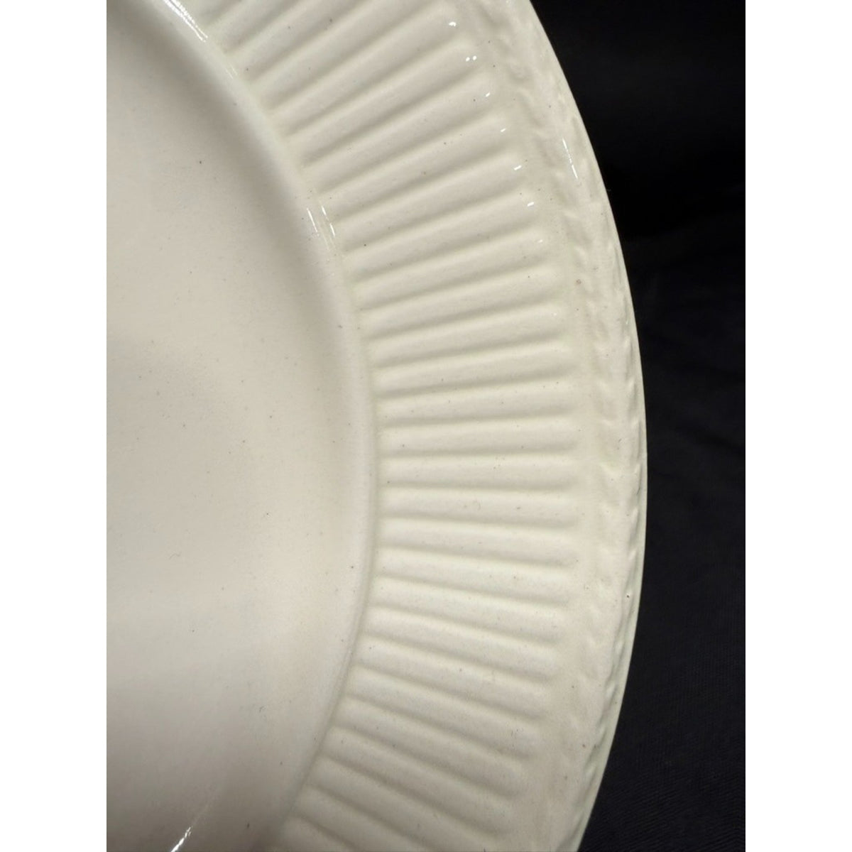 Set of 6 Wedgwood Edme Cream/ White Round Bread Plates Lined Rim 6.5" Vintage