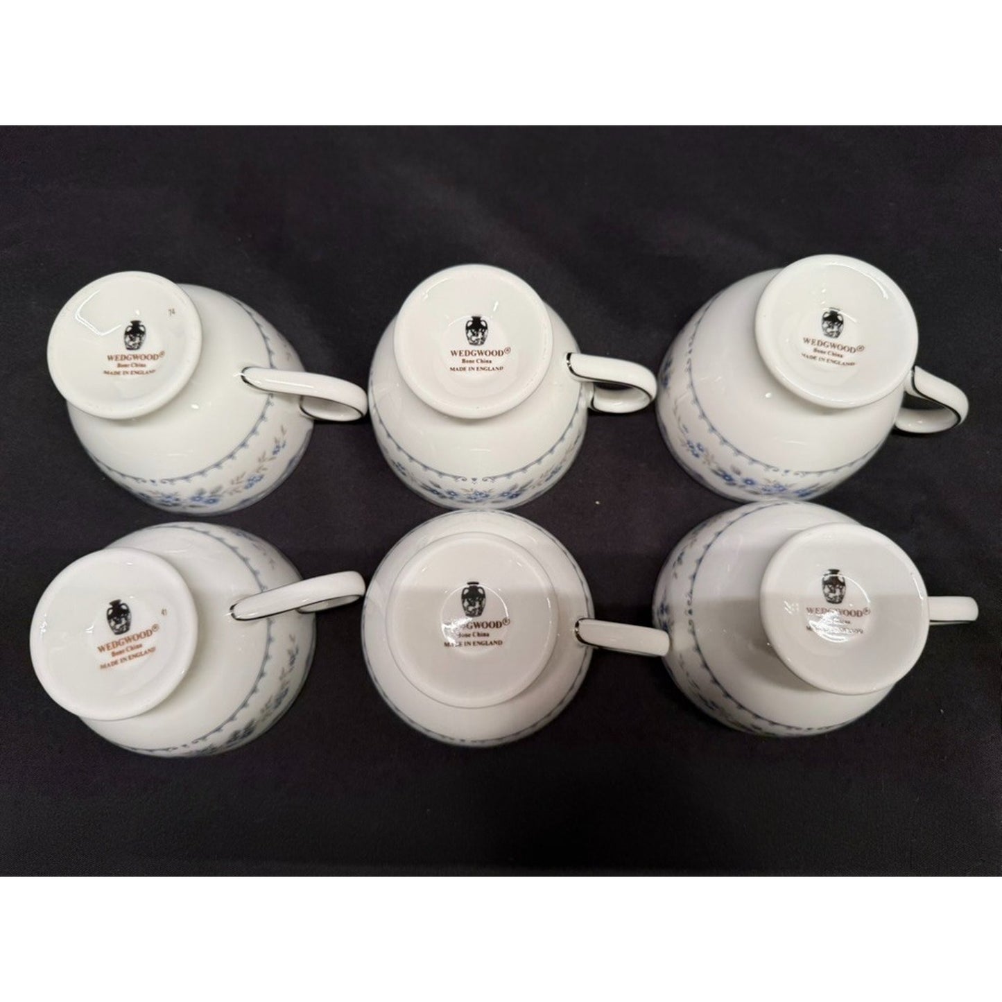Set of 6 Wedgwood Gardenia Bone China tea cups & Saucers #R4628 Made In England