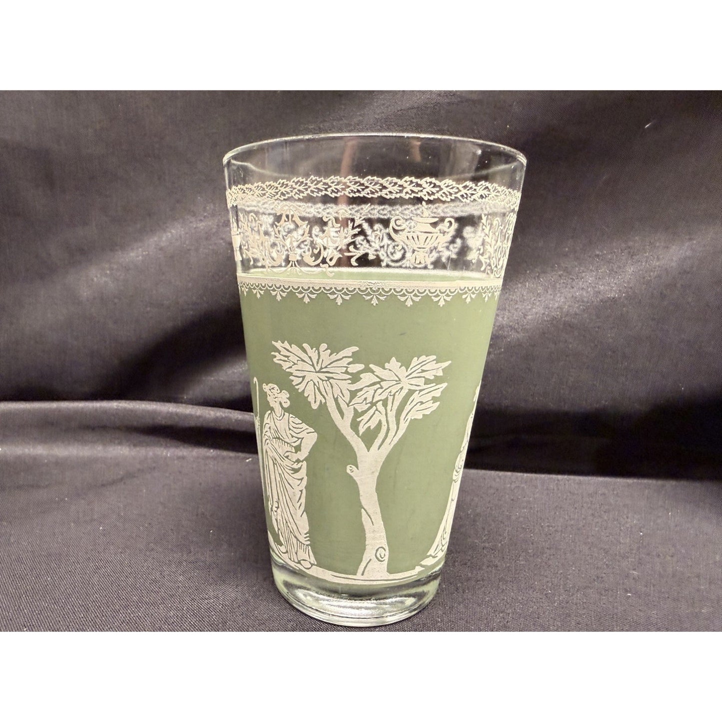 Set of 6 Wedgewood Jeanette Helllenic Sage green white Vintage glass tumblers 5”