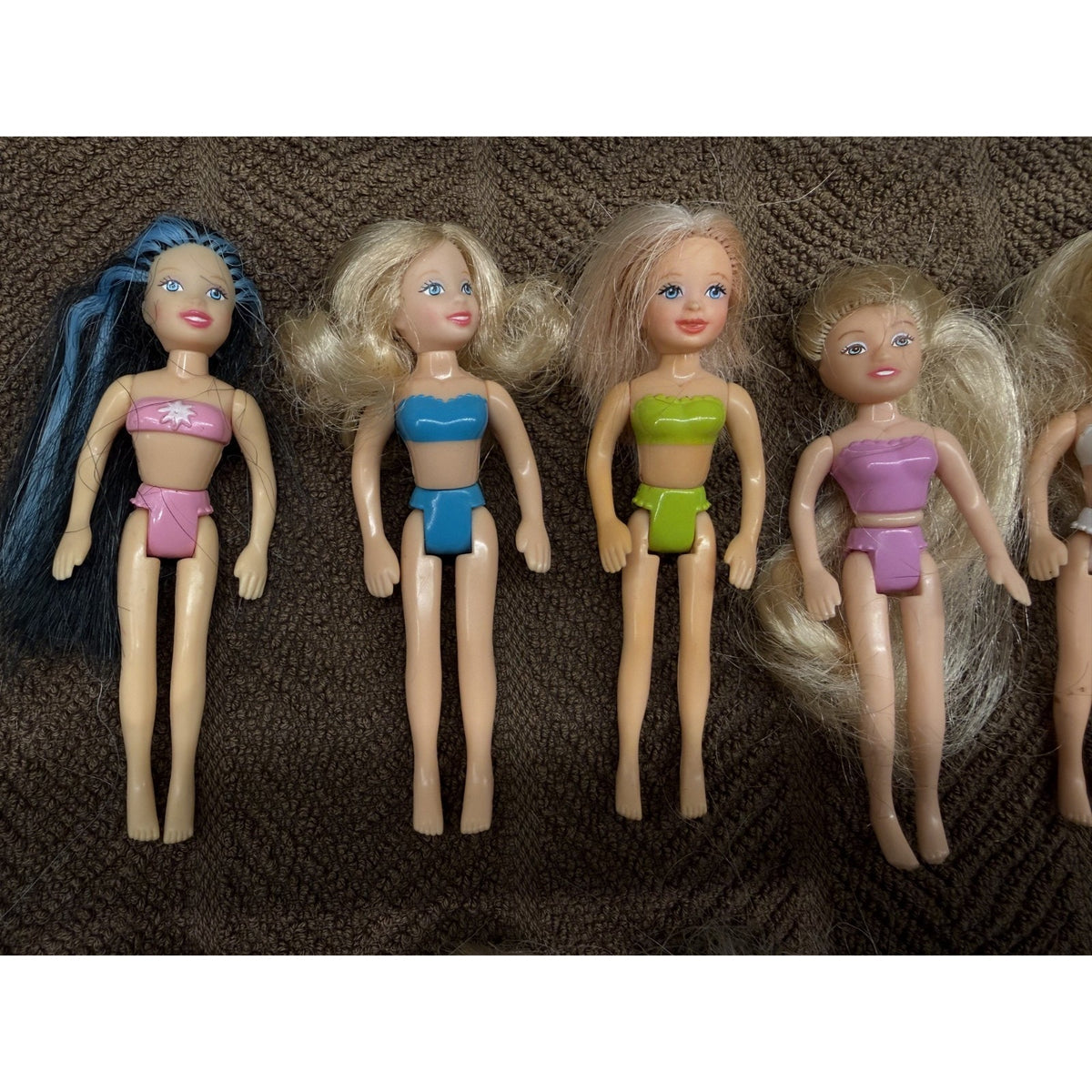 18 Pc Polly Pocket Dolls Vintage 2000's with Brushable hair 3.75" tall