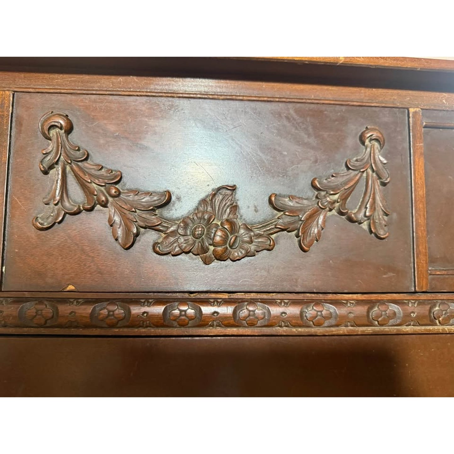 Antique mahogany 6 drawer solid wood dresser with ornate carvings