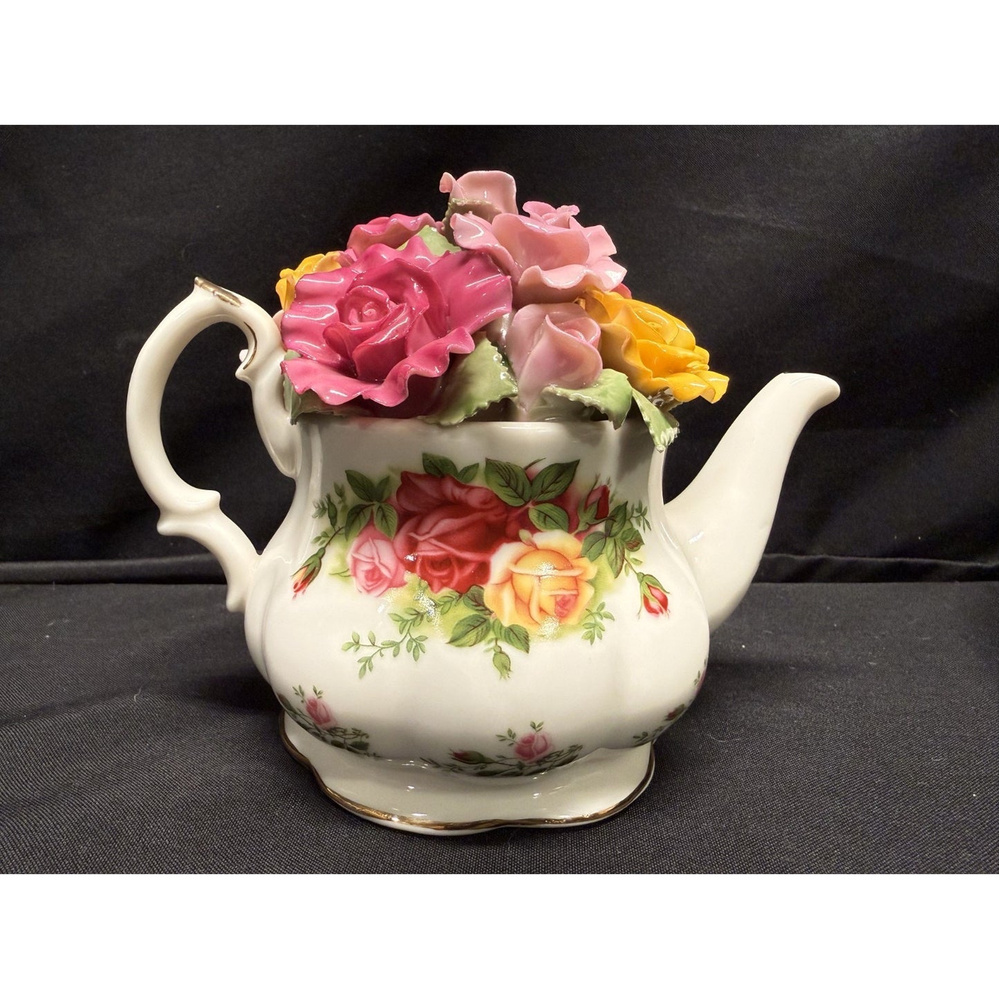RARE Royal Albert Old Country Roses Floral Teapot Music Box Vintage WORKING!