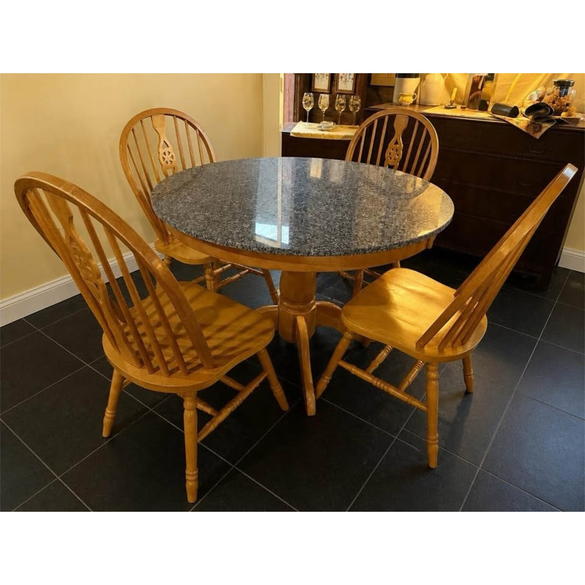 Round pedestal style granite top dining room table black/grey granite and 4 matching chairs